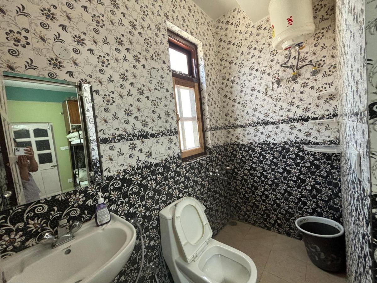 Zu-Zu Hostels Шімла Екстер'єр фото
